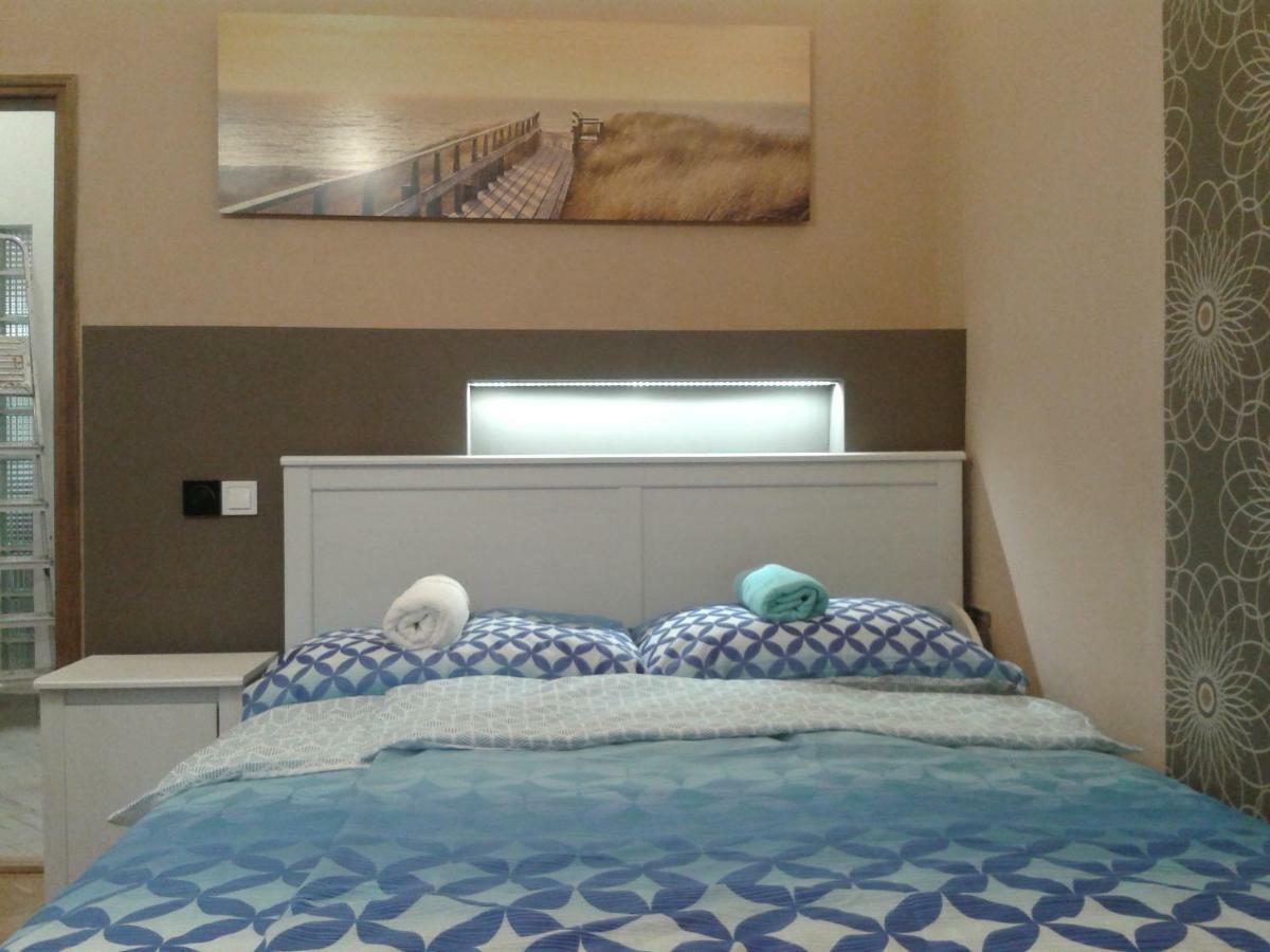 Lily Apartman Будапеща Екстериор снимка
