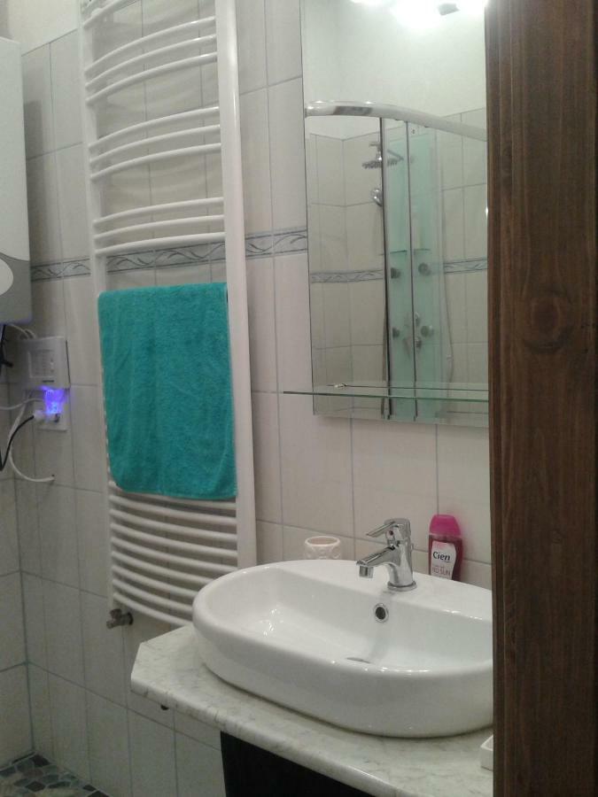 Lily Apartman Будапеща Екстериор снимка